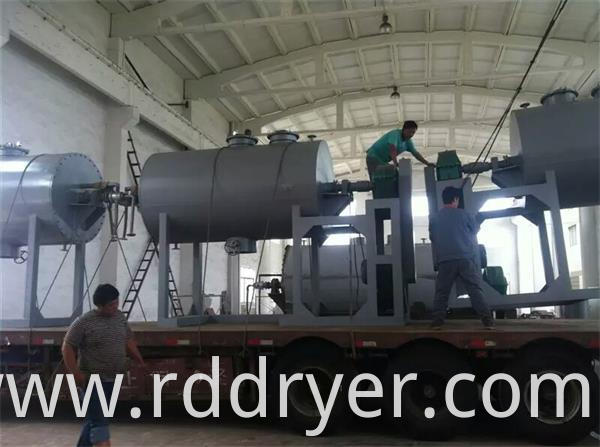 High Efficiency Vacuum Rake Type Dryer